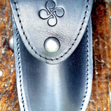 Étui cuir noir Berger Basque