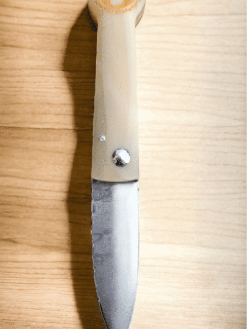Cuchillo vasco cuerno rubio