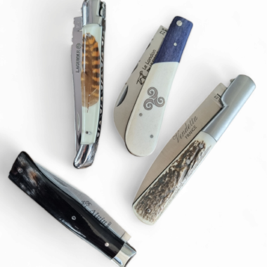Regional folding knives