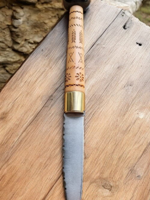 Couteau Makila bois de genévrier et corne noire