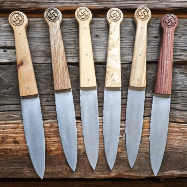 6 Basque wooden table knives