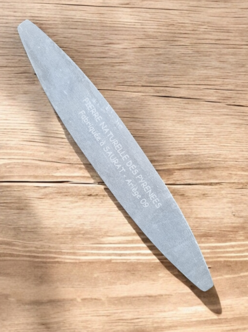 Pierre à aiguiser couteau forme ancienne