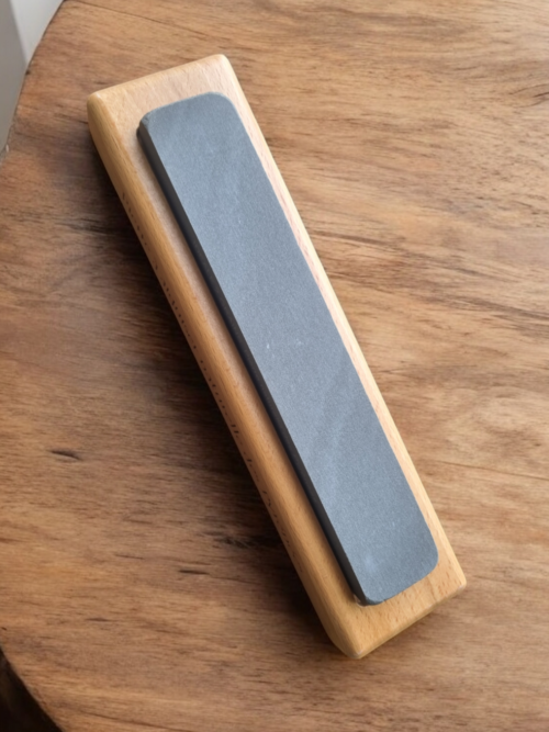 2-grain knife sharpening stone with wooden base