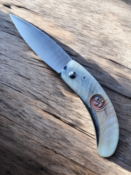 Cuchillo de pastor vasco sistema de dos uñas