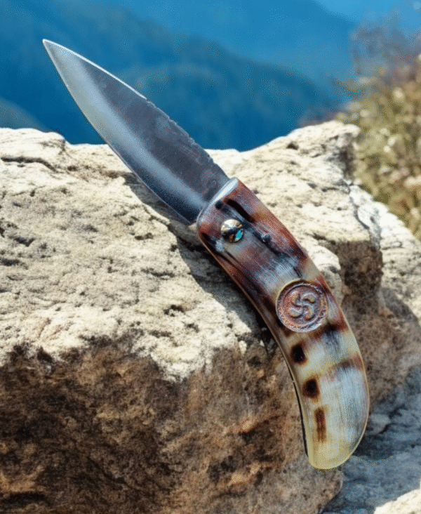 Basque Shepherd's knife black ewe's head horn