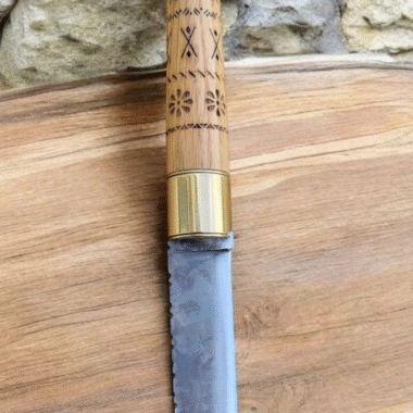 https://couteau-basque.com/wp-content/uploads/2025/04/20250427_181144-380x380.png